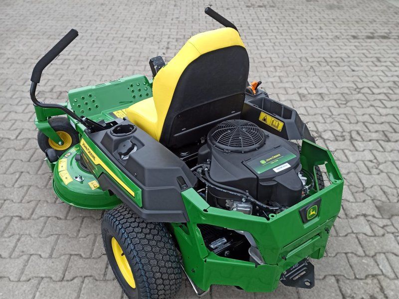 John Deere Z 320 M