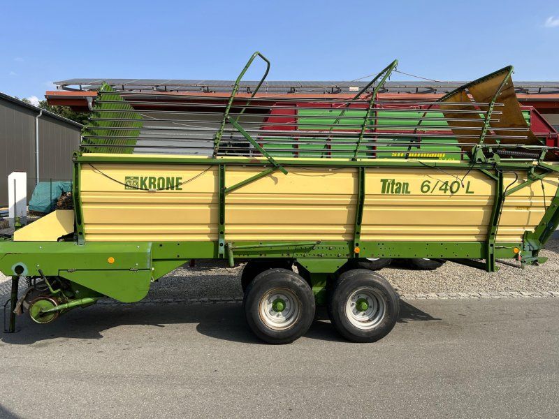 Krone Titan 6/40 L auch gut als Basis für einen Rückewagen / Holztra