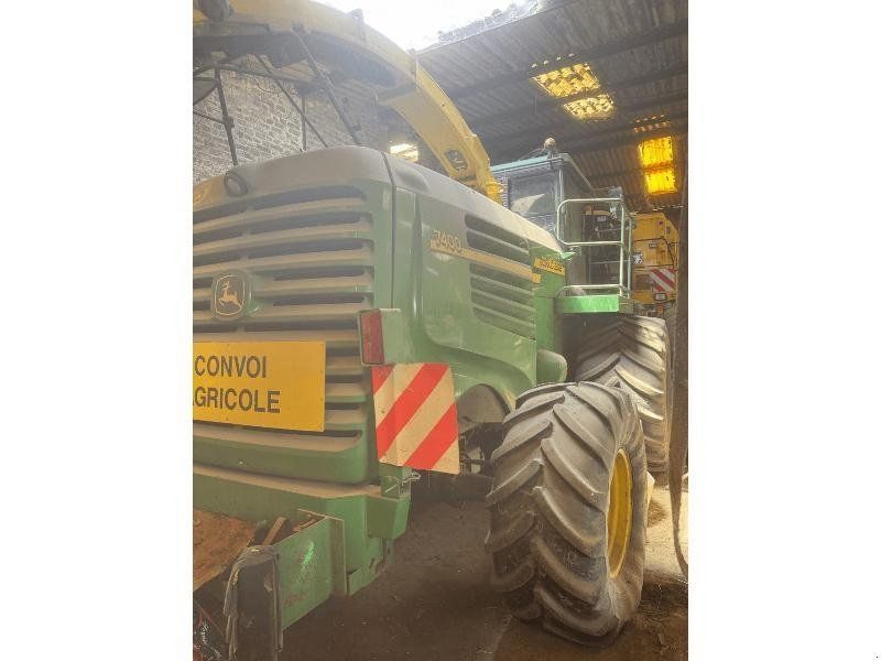 John Deere 7400 4RM