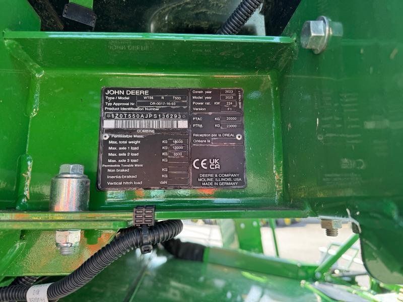 John Deere T550