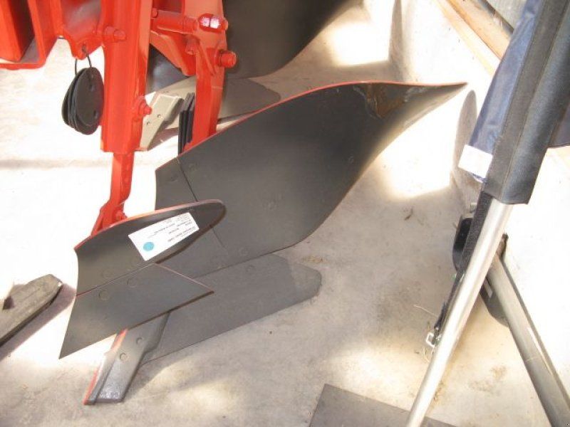 Kuhn MM123  4 + 5