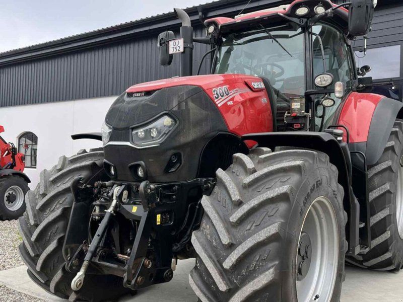 Case IH Optum 300 CVX
