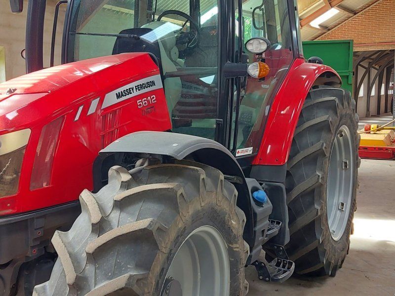 Massey Ferguson 5612 Dyna 4