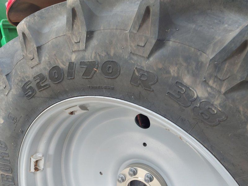 Massey Ferguson 5612 Dyna 4