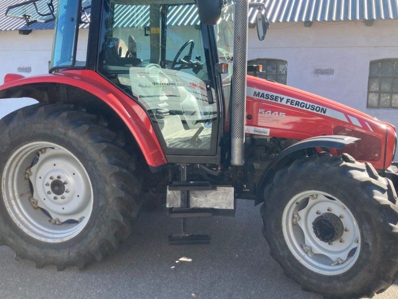 Massey Ferguson 5445 4WD