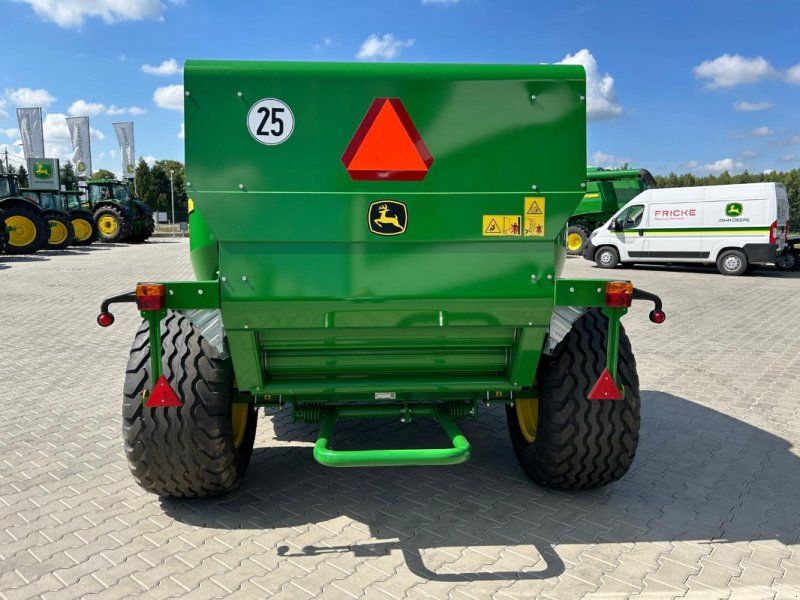 John Deere F441M