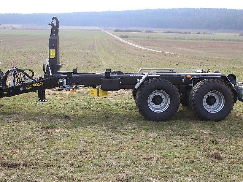 Pronar T 285 Haken-Anhänger 21to