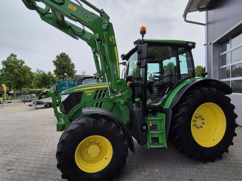 John Deere 6130R