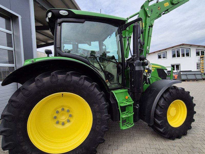John Deere 6130R