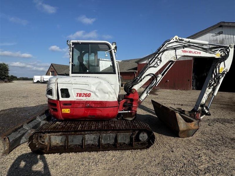 Takeuchi TB260
