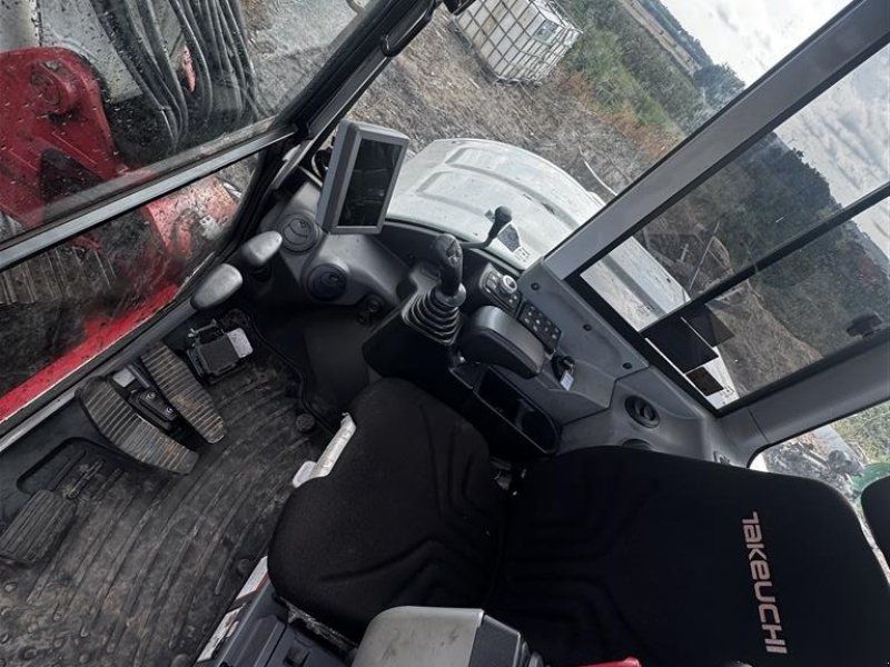 Takeuchi TB370