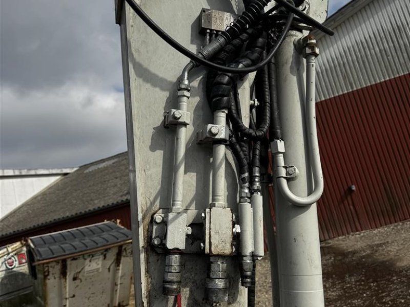 Takeuchi TB370