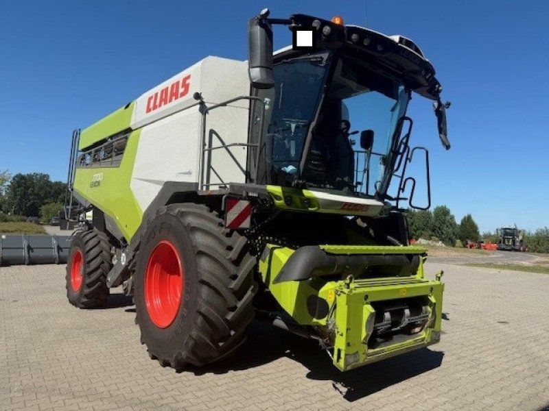 Claas Lexion 7700