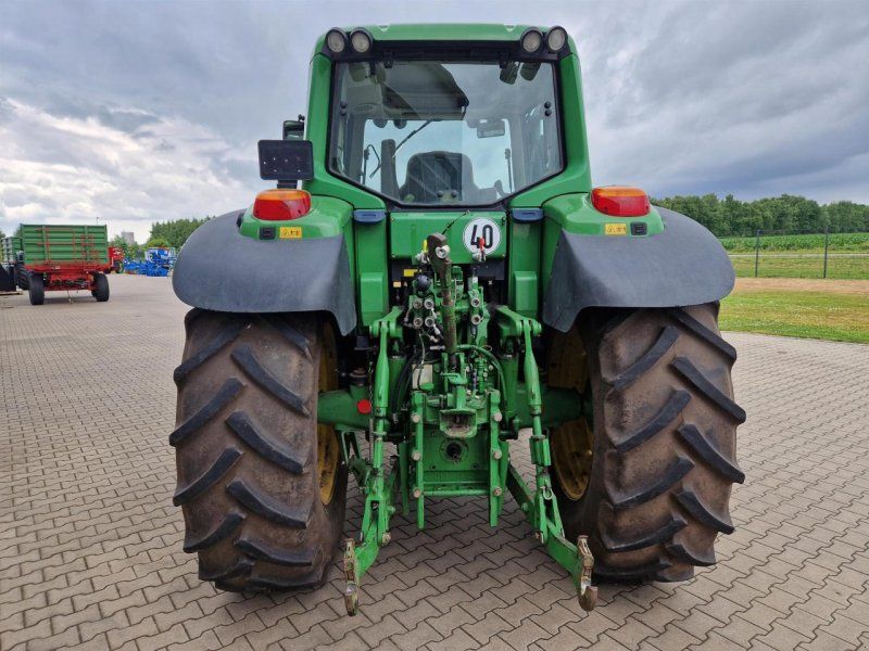 John Deere 6920