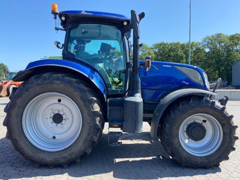 New Holland T 7.225 Auto Command