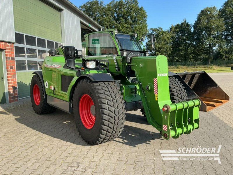 Fendt CARGO T 740 + SCHAUFEL + PALETTENGABEL