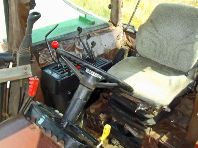 John Deere 2850 Frontlader+Frontzapfwelle+Druckluft