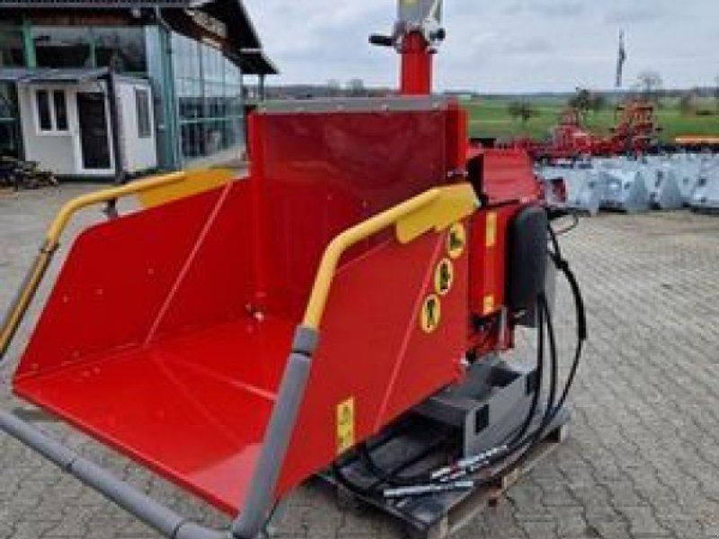 Dominator Holzhäcksler hydraulisch 150 für Hlader & Tele