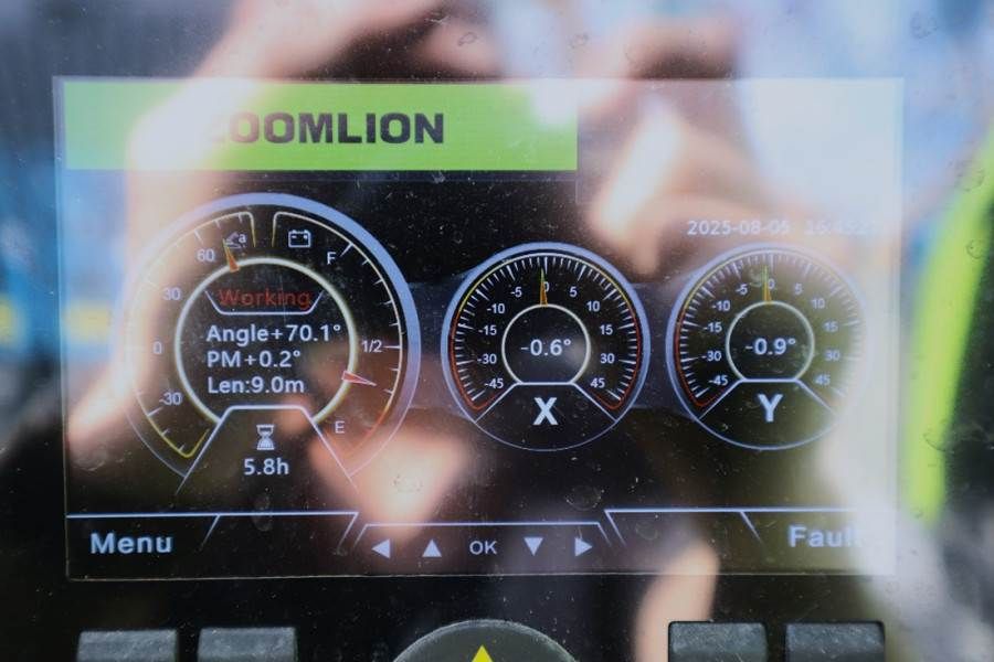 Zoomlion ZT26JE Fully Electric Lithium-Powered, 4x4 Rough T