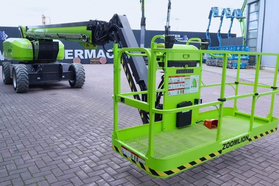 Zoomlion ZT26JE Fully Electric Lithium-Powered, 4x4 Rough T