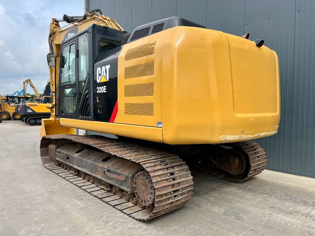 CAT 320E L