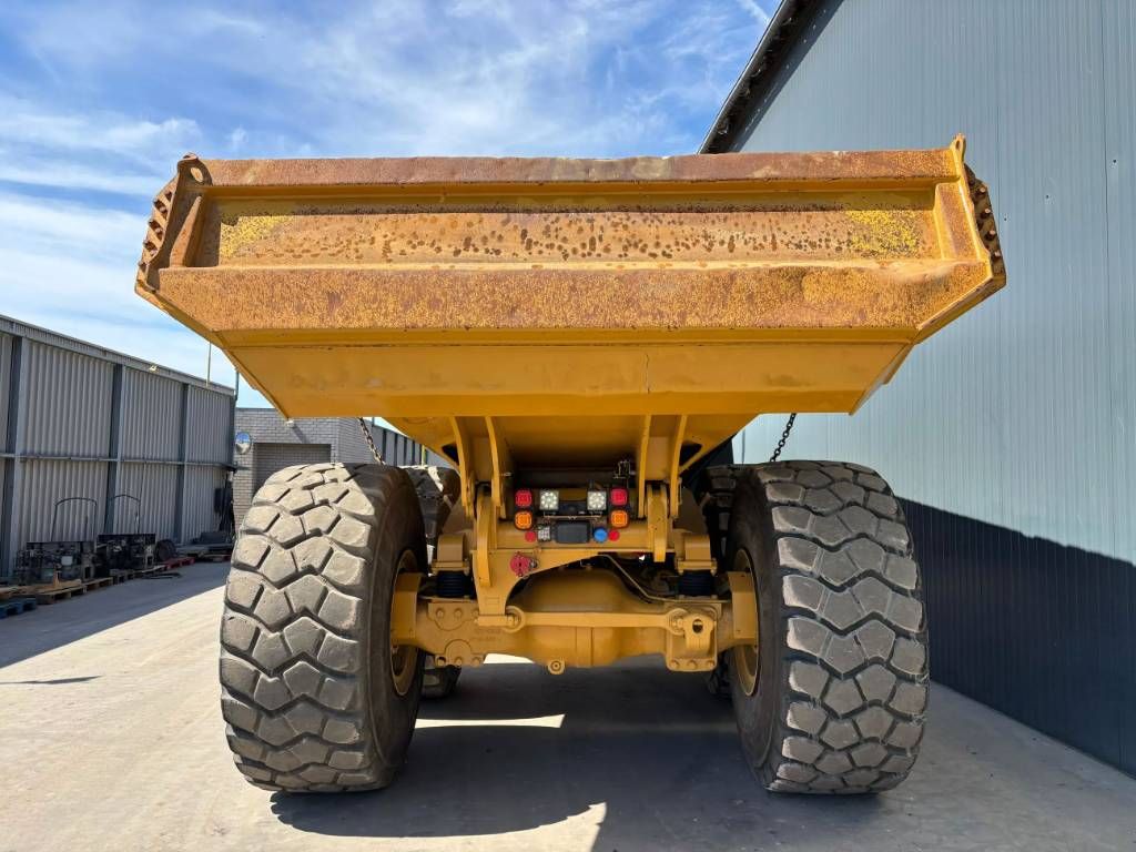CAT 745 04A