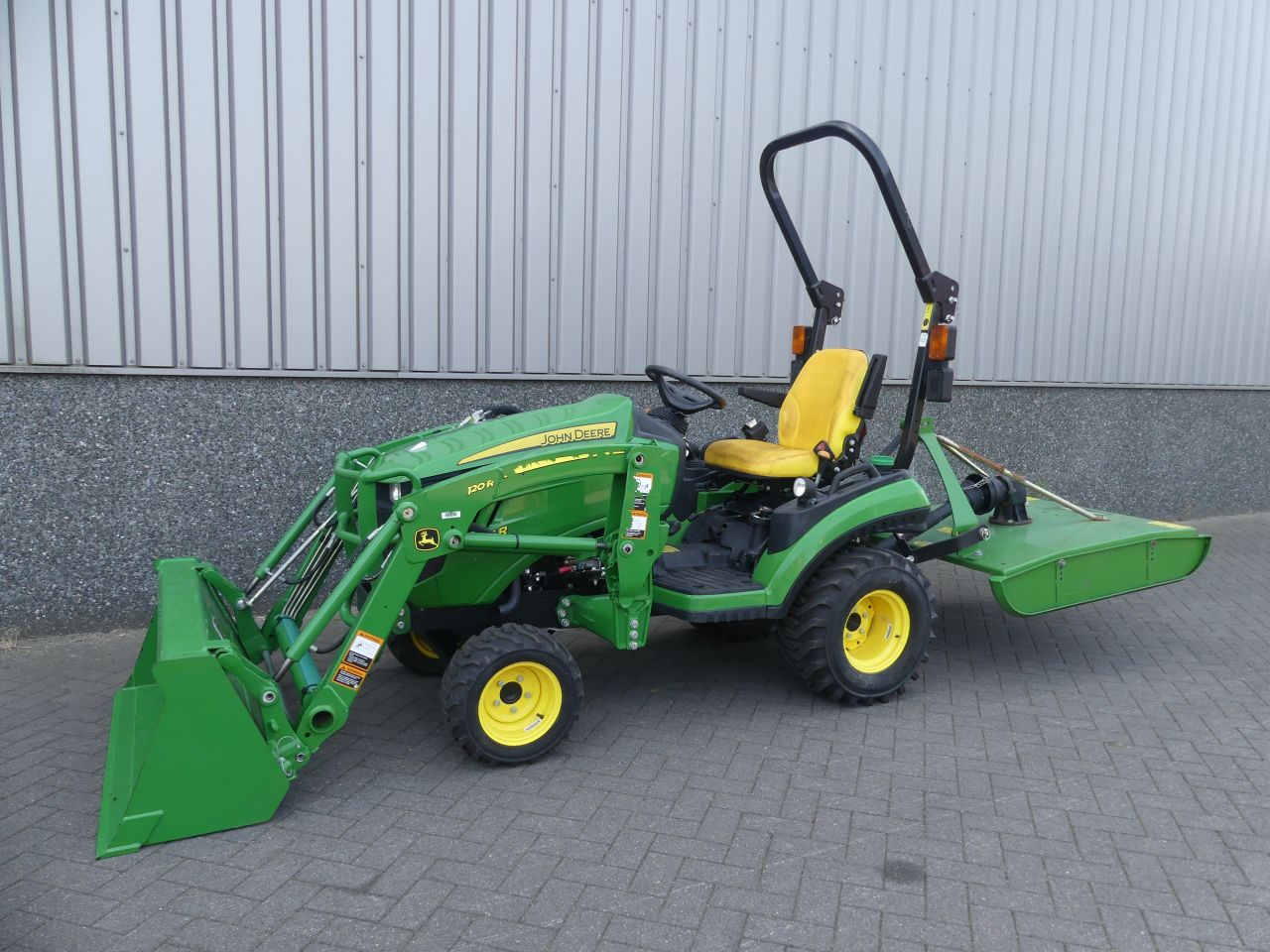 2018 John Deere 1025R