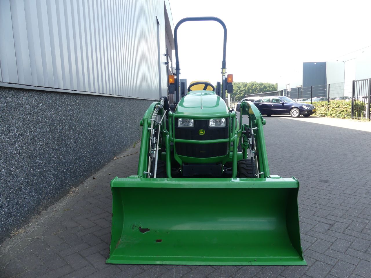 2018 John Deere 1025R