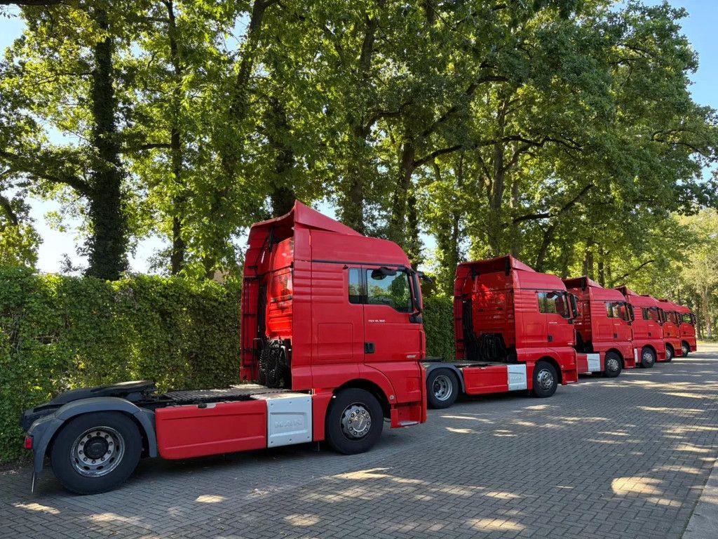 MAN TGX 18.360 XLX 6 units, Side skirts,2x tank, km 600.000 - 700.000, 2x tank, TUV 03-2026