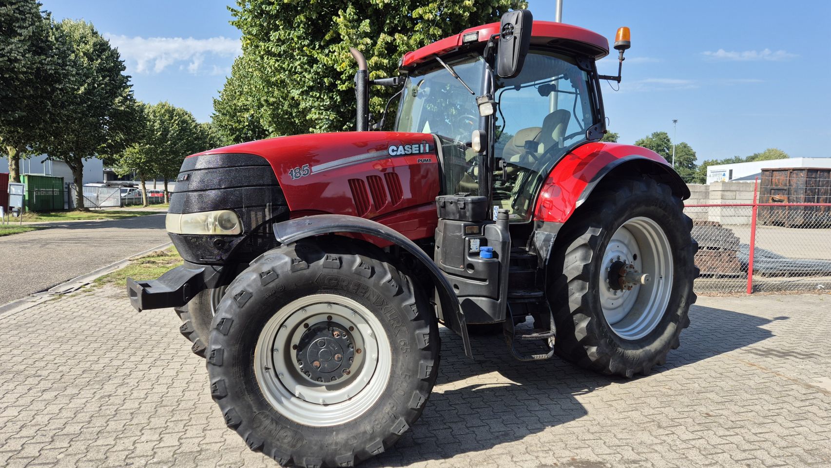CASE-IH Puma 185 FP 50Kmh. met Lucht, geveerde vooras en cabine.