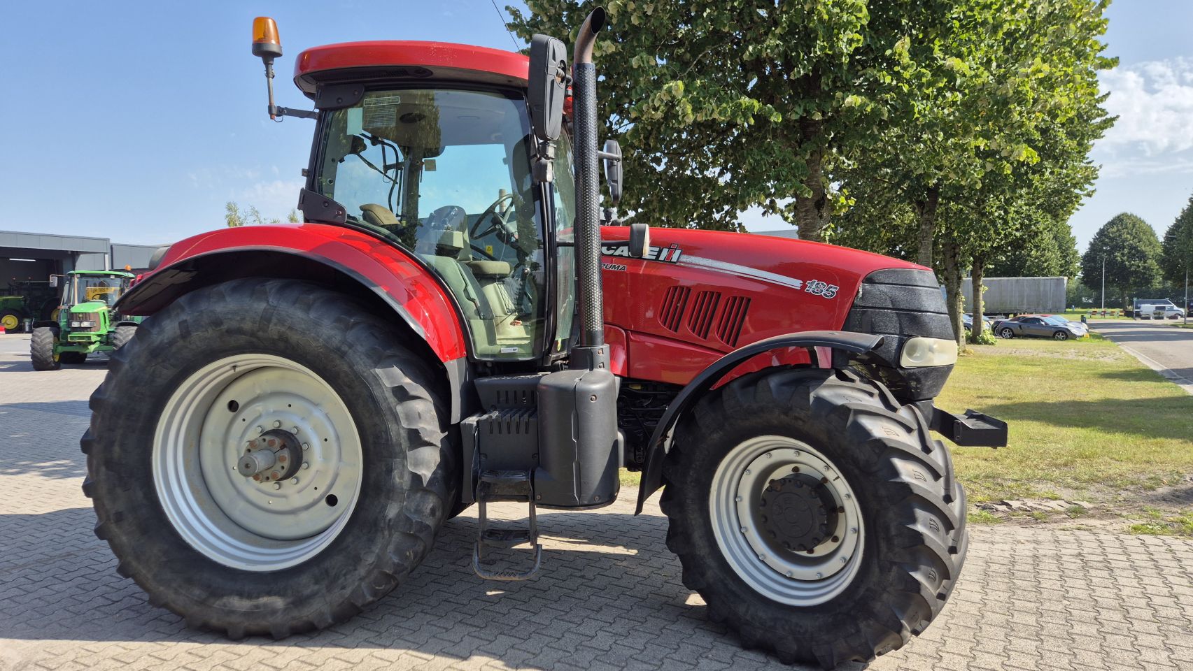 CASE-IH Puma 185 FP 50Kmh. met Lucht, geveerde vooras en cabine.