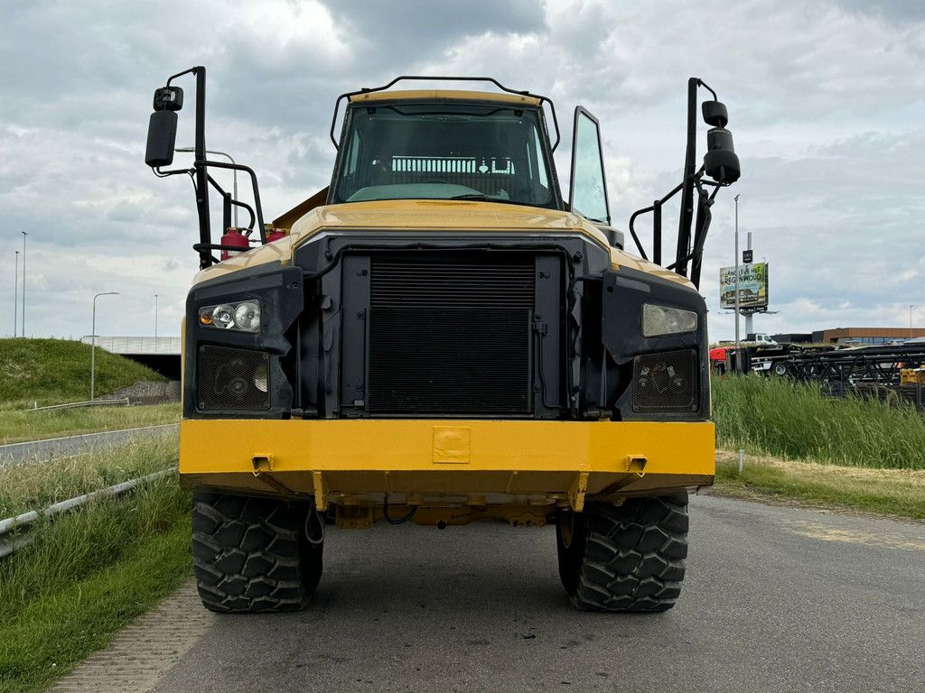 Caterpillar 740B