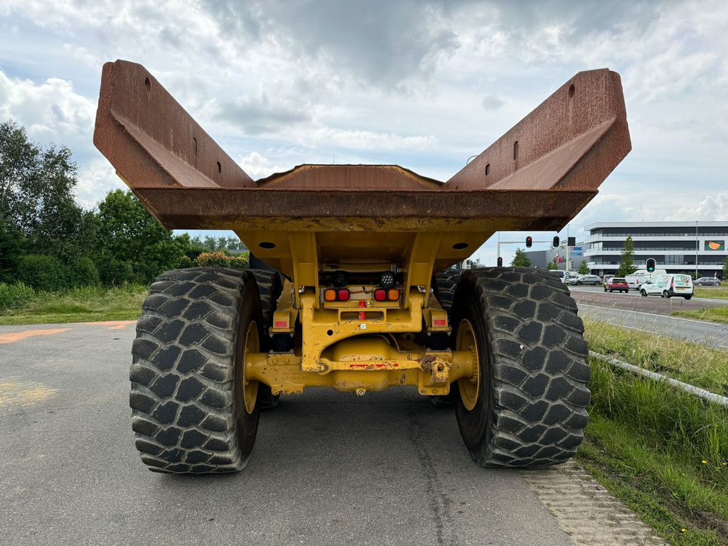 Caterpillar 740B