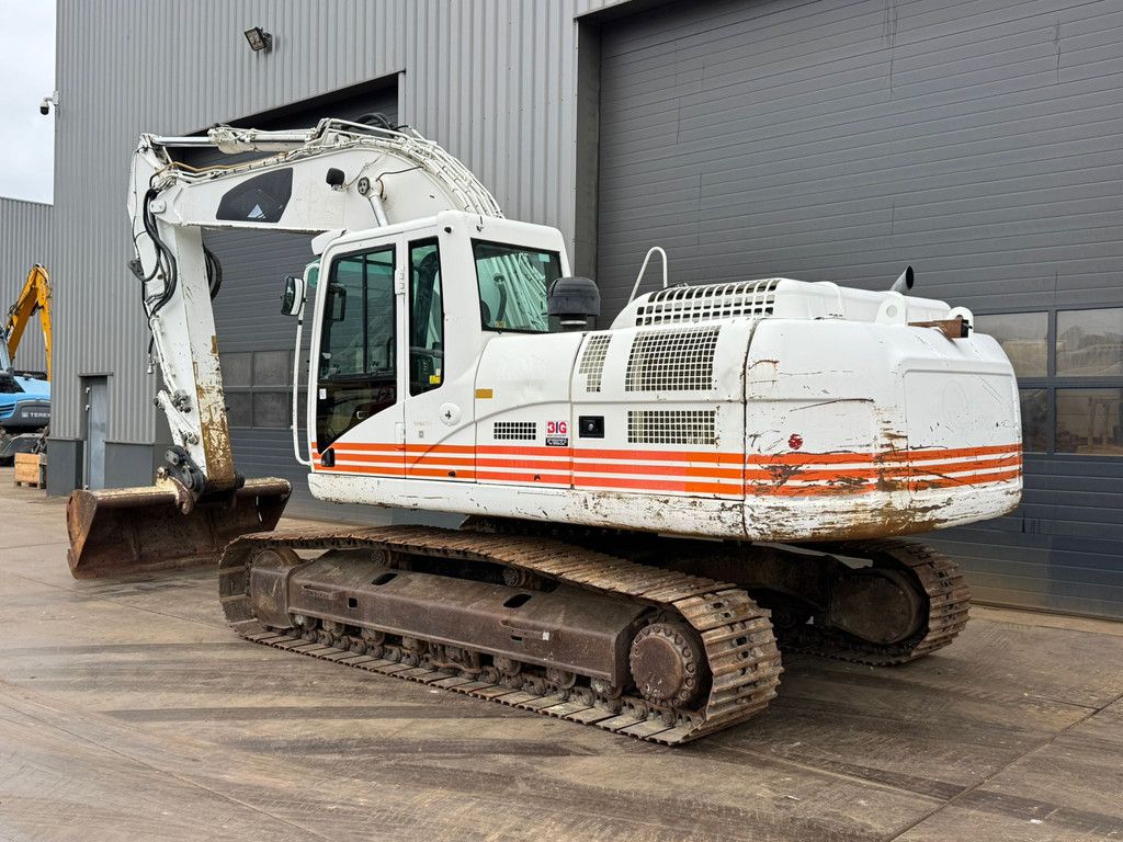 Caterpillar 324D LN