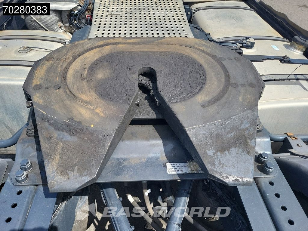 Iveco S-Way 570 4X2 Retarder 2xTanks ACC LED Navi Euro 6