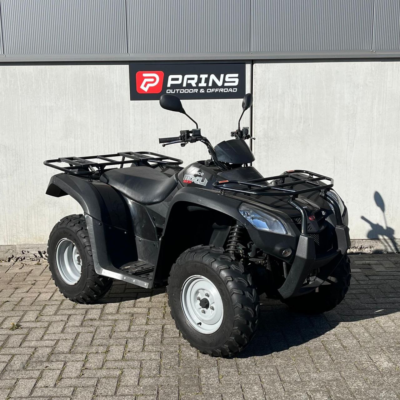Kymco MXU500 quad met autokenteken