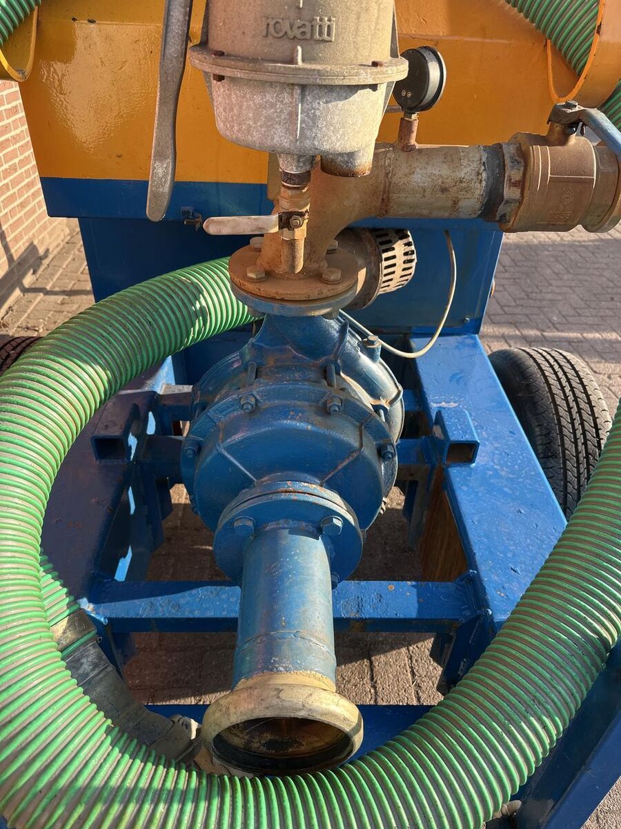 Waterpomp met diesel motor - Gebruikt