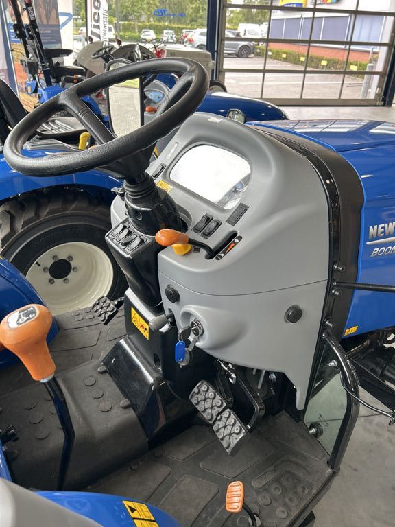 New Holland New Holland Boomer