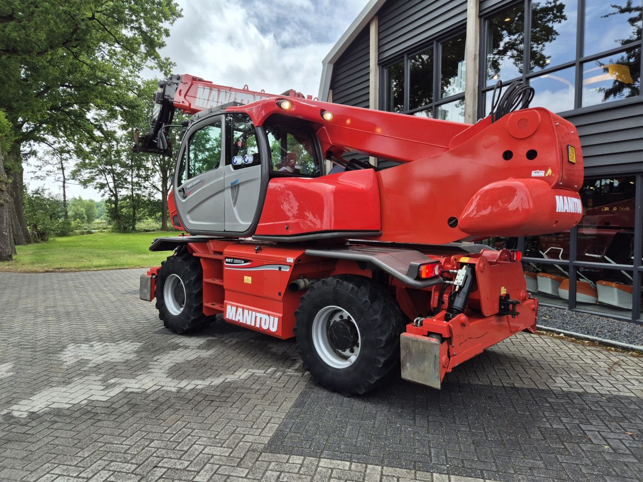 MANITOU MRT 2550+ privilege roterende verreiker 25 m