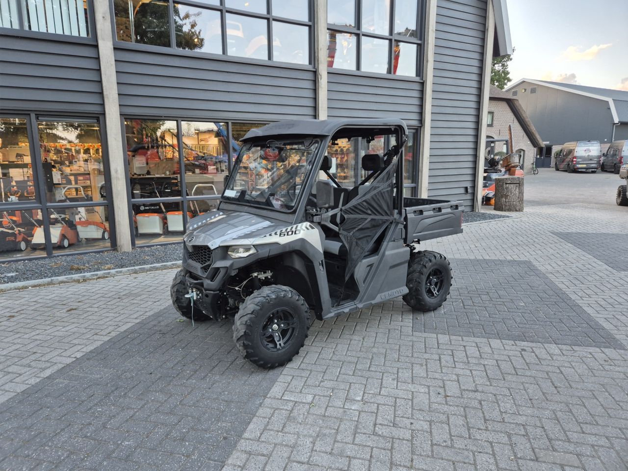 CF MOTO UForce 600 ATV