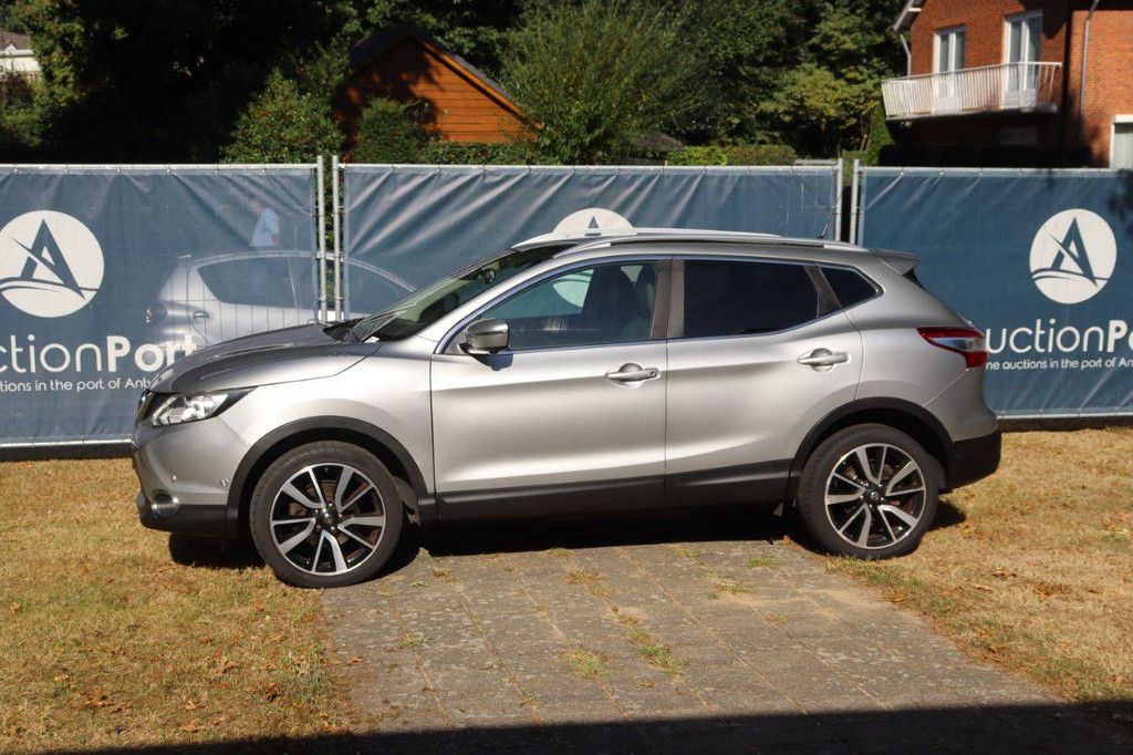 Nissan Qashqai Petrol 2015