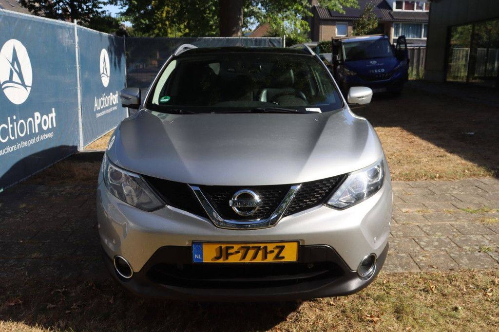 Nissan Qashqai Petrol 2015