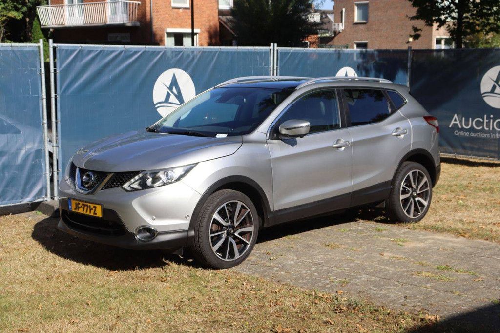 Nissan Qashqai Petrol 2015