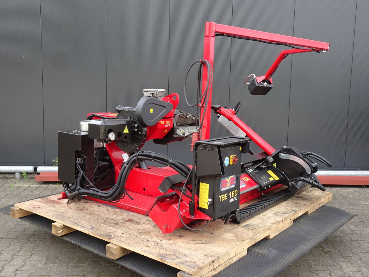 Mondolfo TBE 160 matic banden de en montage machine apparaat