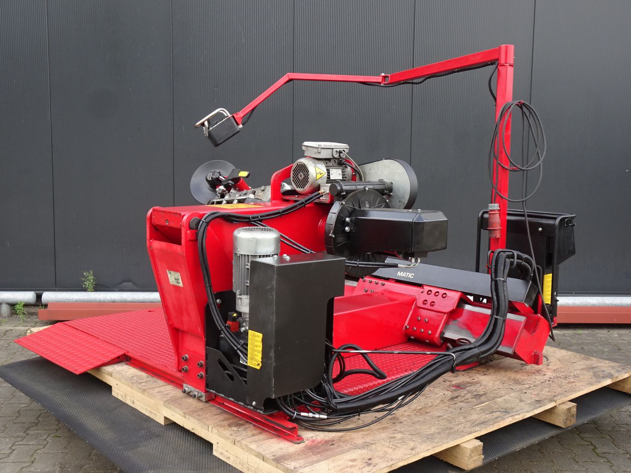 Mondolfo TBE 160 matic banden de en montage machine apparaat