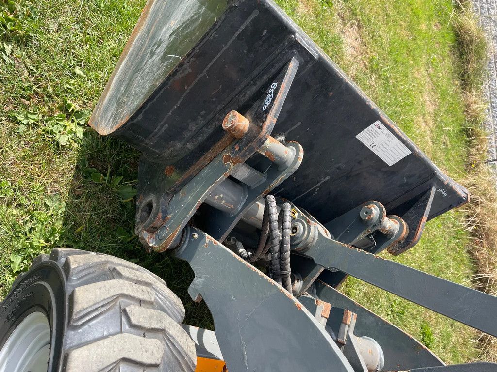 Giant D254SW shovel 2021 met slechts 423 uur