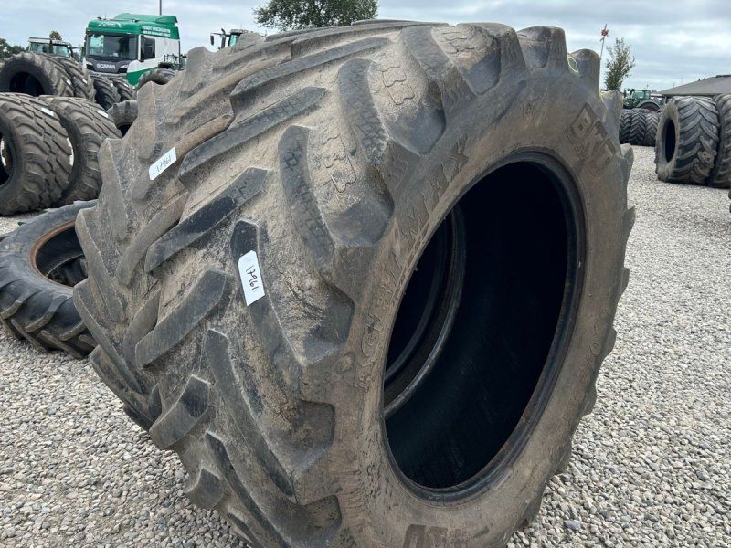 BKT 650/65R42
