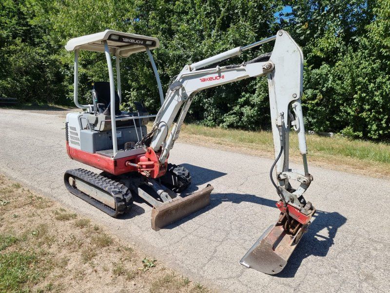 Takeuchi TB 016