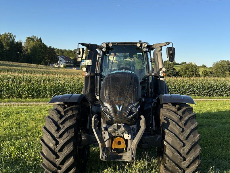 Valtra T235 D