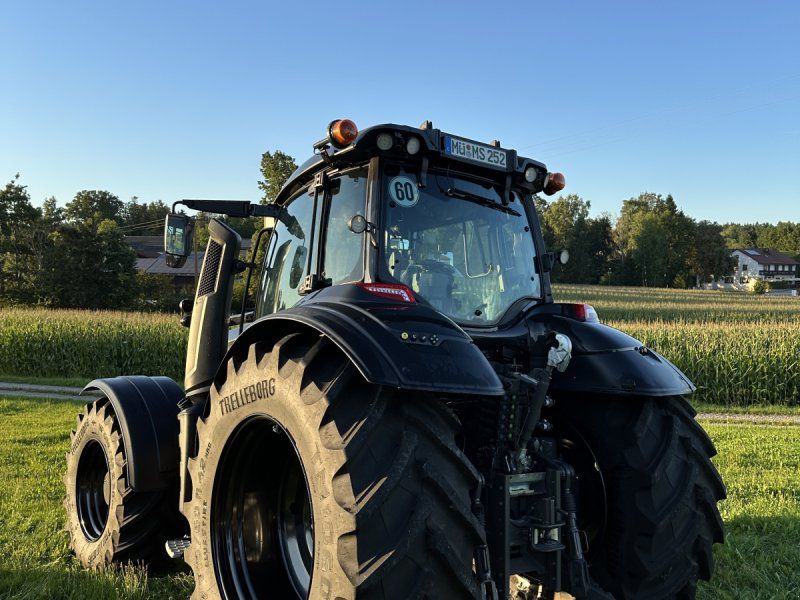 Valtra T235 D